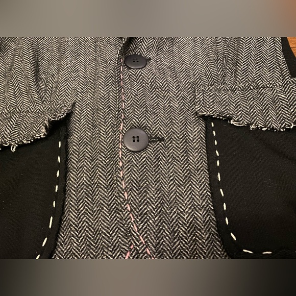 Unique blazer jacket size Medium - Picture 4 of 5